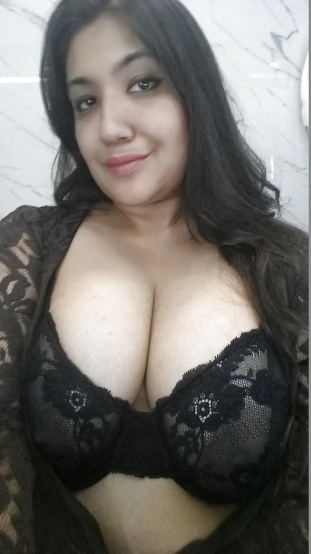 Zara29 uit Zuid-Holland,Nederland